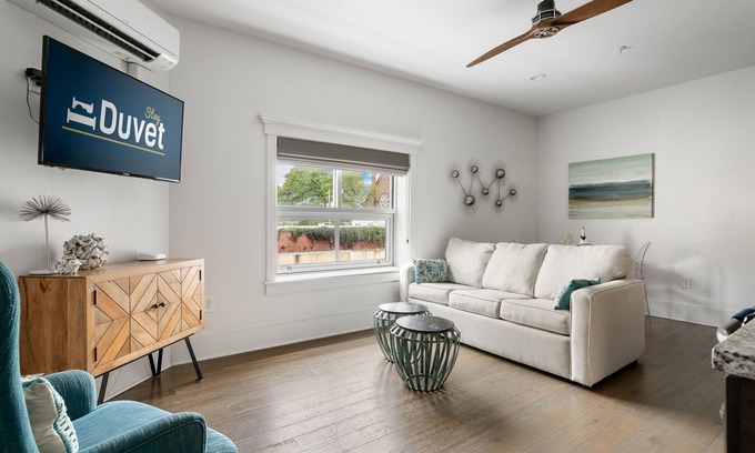 Downtown Charleston Apartment | Folly Suite | In the Heart of King Street!