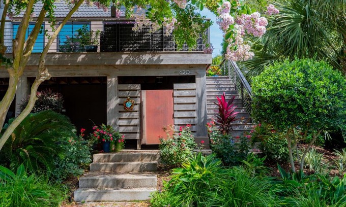 Folly Beach House | Folly Vacation 620 Entire Home plus Apt, one block to the beach and pet friendly