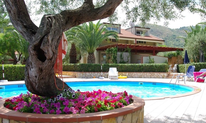 Mazzaforno Apartment | Fontana Barone B In Cefalù, Sicilia