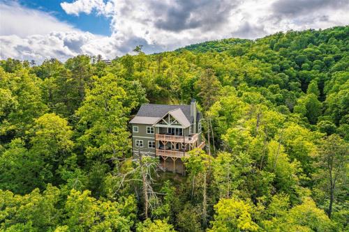 Bryson City House | Fontana Grace