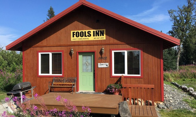 Ninilchik Cabin | "Fool's Inn" Cabin Next Door To Fishing Fool Charters