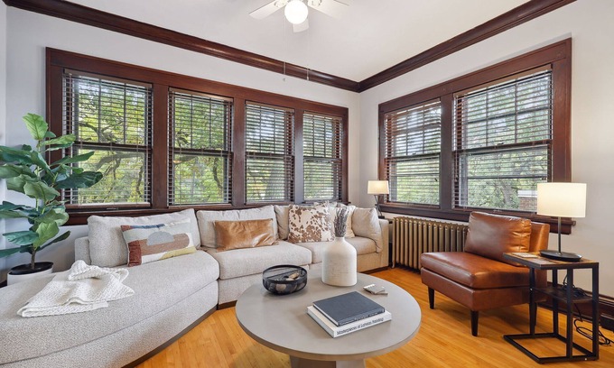 Linden Hills Condo | Footsteps to Lake & Tons of Restaurants! Charming!