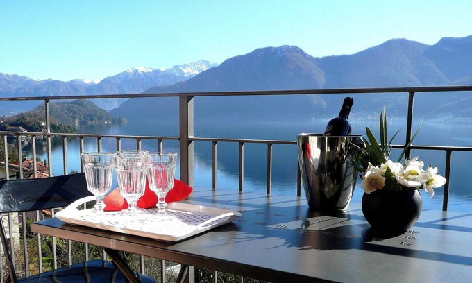 Sala Comacina Apartment | “For a perfect and UNFORGETTABLE GIFT …