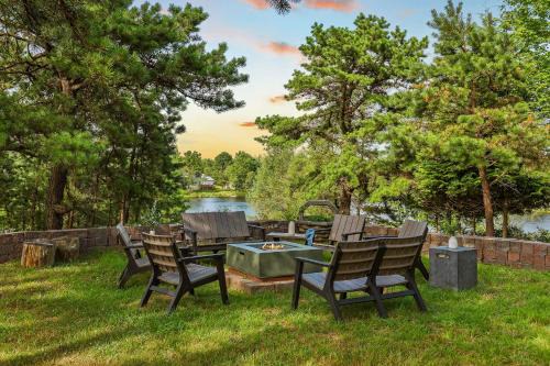 Long Pond House | For Lake Sake by AvantStay Lakefront Hot Tub View