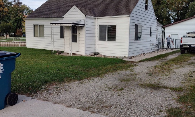 Au Gres House | For the whole family, on the river/many attractions within walking distance!