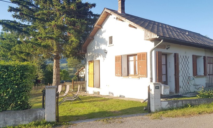 Chabottes Villa | For you ! Pretty little house on Jardin Clos, facing the Dévoluy mountain range