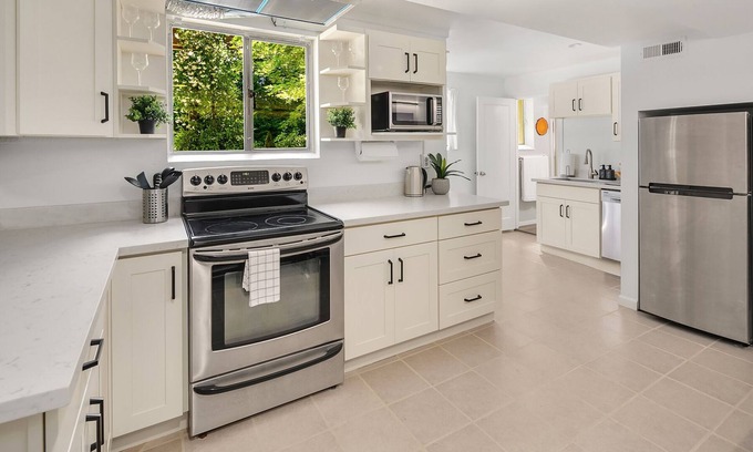 Ravenna Apartment | Forest Apartment - Free Parking - Fast WIFI - AC
