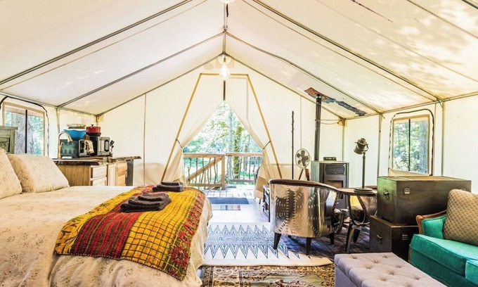 Duvall Cabin | Forest Cabin Hideaway + Fireplace +BBQ + Pond & Wildlife