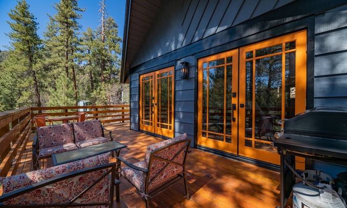 Fawnskin House | Forest Escape