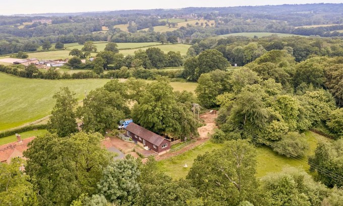 Balcombe House | Forest Farm Cottage