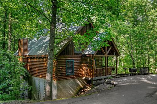 Gatlinburg - Pigeon Forge House | Forest Fling Cabin