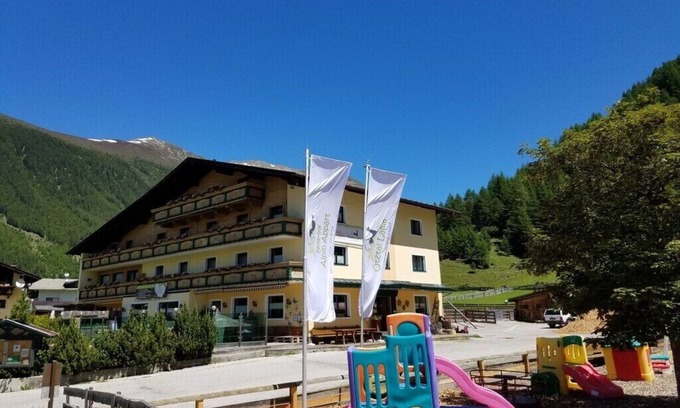 Niederthai House | Forest hyacinth/riding stable Alpin Appart