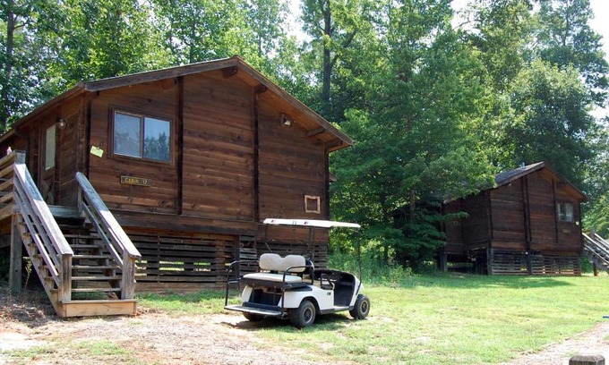 Advance Resort | Forest Lake Camping Resort Cabin 18