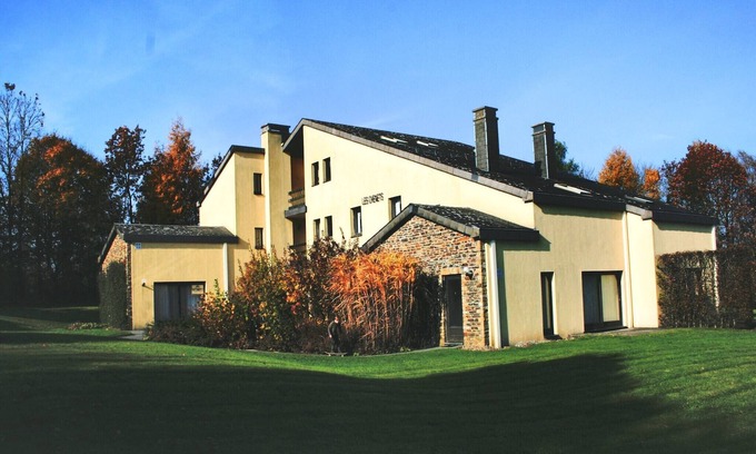 Gros-Fays House | Forest-View Hideaway home