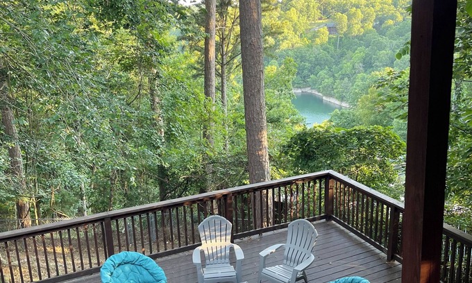 Beaver Shores House | Forest Waters Lake House w hot tub and fire places