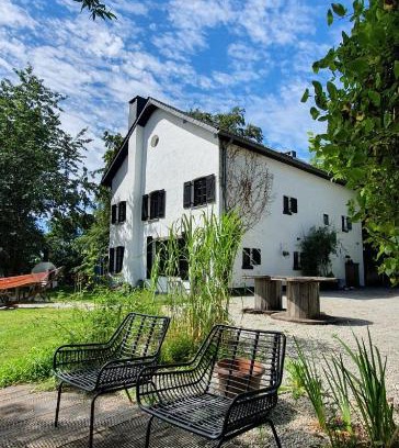 Bernister House | Forester