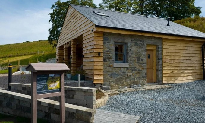 Loughinisland Cabin | Forestview Cabin No 1 - cosy cabin stay