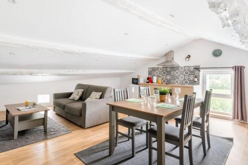 Saint-Galmier Apartment | FOREZ - Appartement atypique et authentique