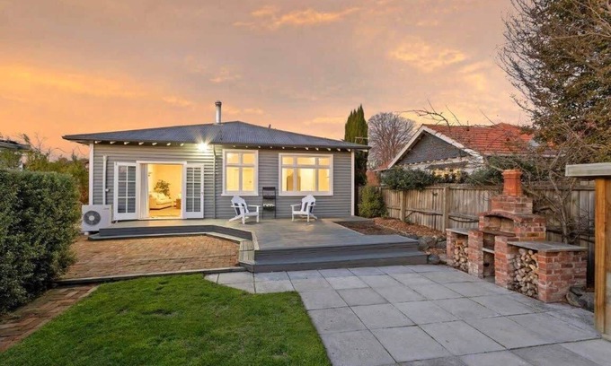 Saint Albans House | Forfar Dream Dwelling - 3BR Home