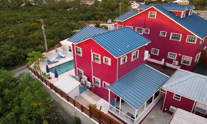 Blue Hills House | Forget your worries in this serene space. Pool view, top floor. Privacy gate.