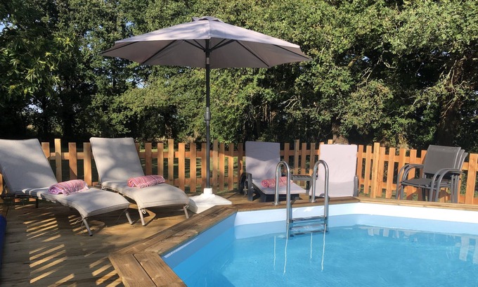 Brillac Cottage | Former 200 year old Blacksmiths Cottage set in peaceful rural surroundings.