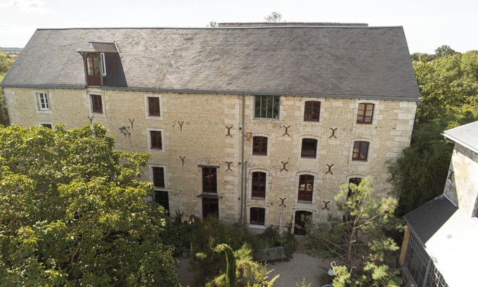 Mauze-sur-le-Mignon House | Former flour mill 20 minutes from La Rochelle: sleeps 25