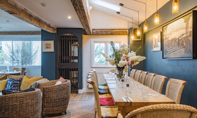 St Margaret's at Cliffe House | Former 9 bedroom hotel now a fabulous holiday home for up to 20 guests at St Margaret’s at Cliffe