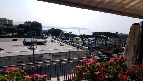 Formia Apartment | FORMIAE Hsg - PANORAMICA CENTRALE Casa Vacanze 85mq