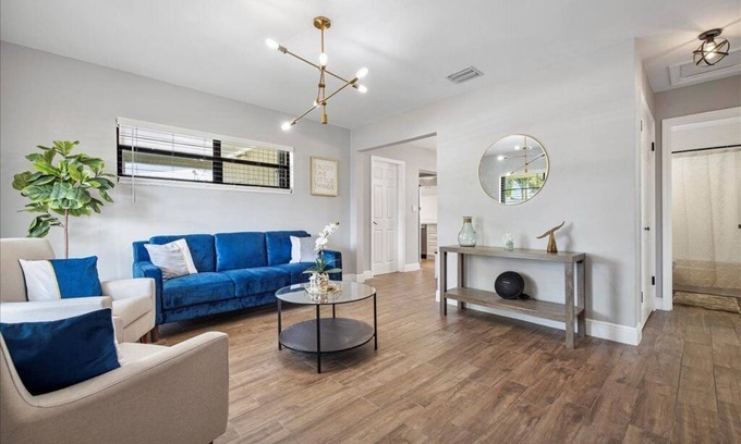 North Andrews Gardens House | Fort Lauderdale House