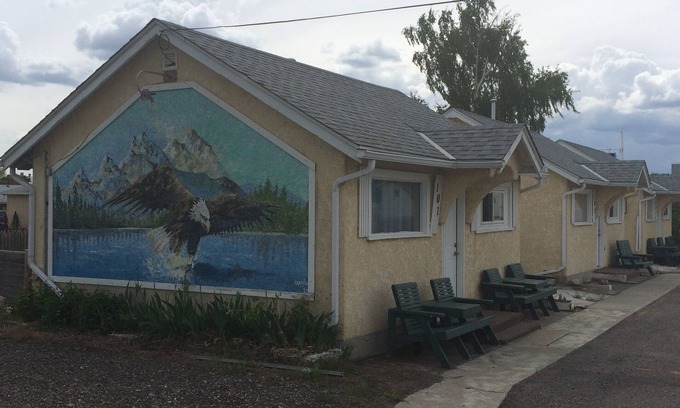 Fort Macleod Hotel | Fort Motel