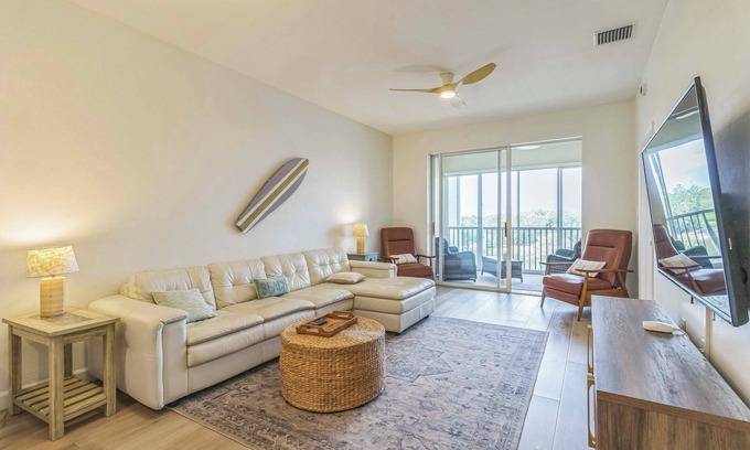 Biggar Condo | Fort Myers Condo w/Resort Pools - Near Golf!