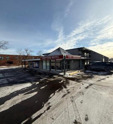 Mississauga Hotel | Fort York Motel