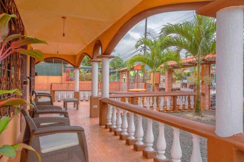 Barrio Pilo House | FORTUNA FLAT #1 BEST VALUE & Cozy