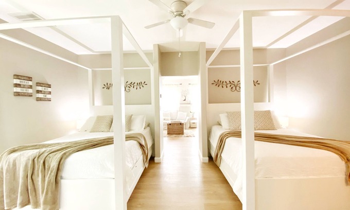 Lincoln Park Villa | Fortunata Winery Villa #1 Cozy & Charming Getaway