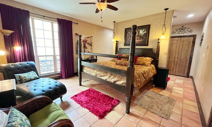 Lincoln Park Villa | Fortunata Winery Villa #3, Tuscan-Inspired Escape