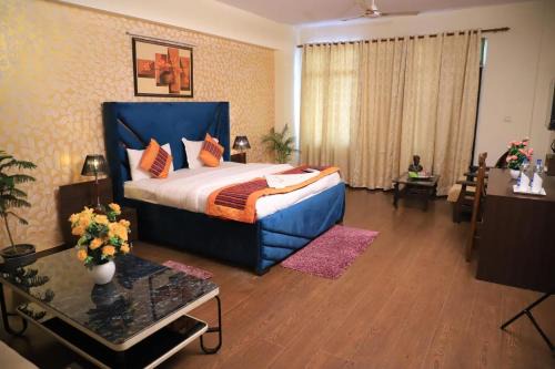 Sushant Lok House | Fortune Home,MG Road,Essel Tower