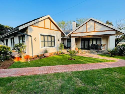 Greater Johannesburg Metropolitan Area House | Fossa Dei Leoni Full House