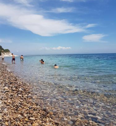 Paralia Agias Fotinis Apartment | Fotini Apartments