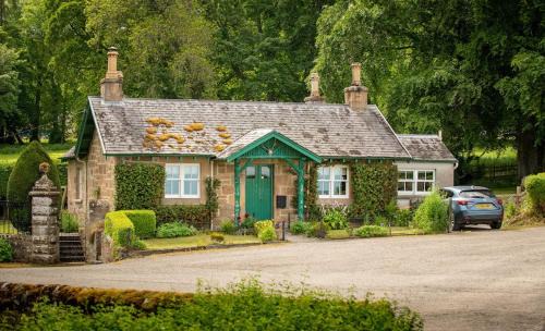 Dingwall House | Foulis Castle Gate Lodge