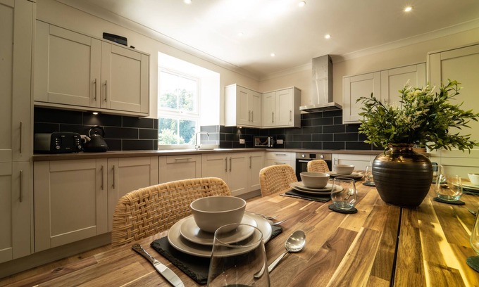 Bellingham House | Foundry Farm House 4 bedroom