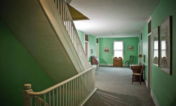 Lake Leelanau Resort | Fountain Point - Hotel Room 5