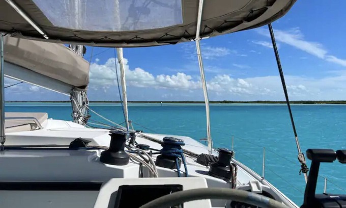 Leeward Settlement Boat Rental | Fountaine Pajot, Big Ben