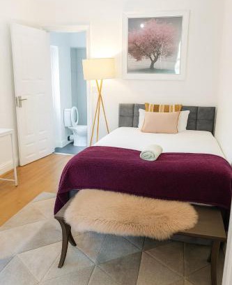Birkenhead House | Four Bed-Room with 2 Ensuite