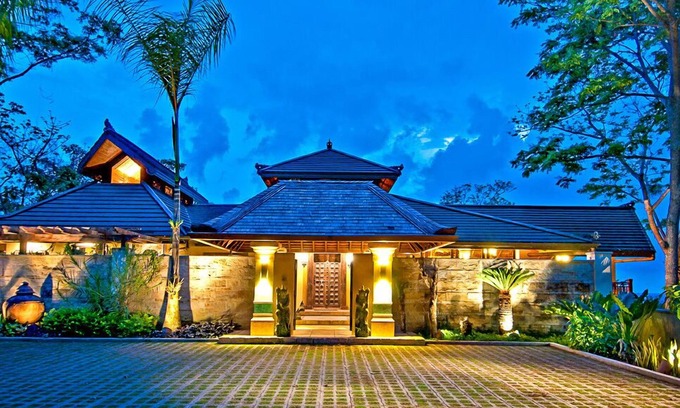 Dominical Villa | Four Bedroom Balinese Luxury Villa