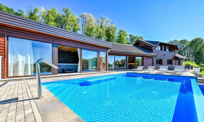 Krapina House | Four-Bedroom holiday home