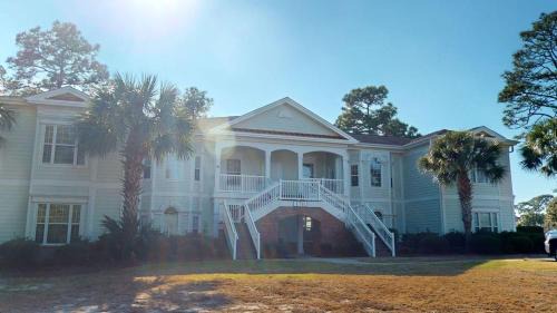 Pawleys Island House | Four Bedroom, Three Bath, Golf Villa, Scenic View