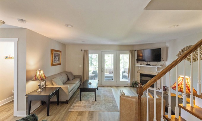 Grand Rivers Condo | Four Bedroom Yacht Condo