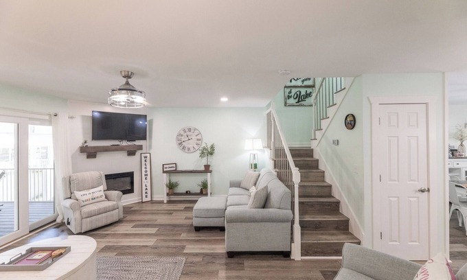 Grand Rivers Condo | Four Bedroom Yacht Condo