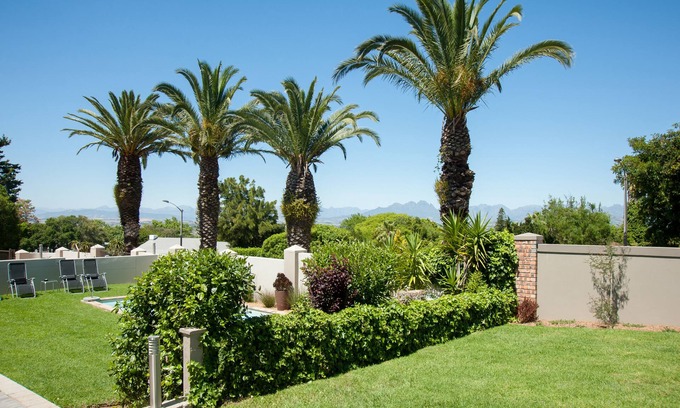 Welgemoed House | Four Palms Accommodation