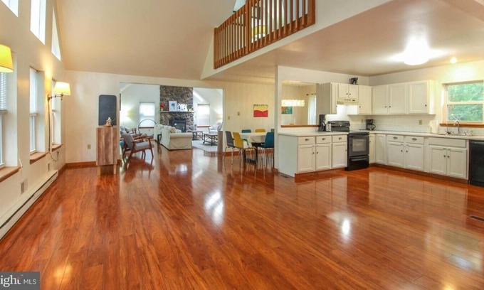 Bushkill House | Four Season Getaway!!! Newly Renovated large home, Amenity filled community.